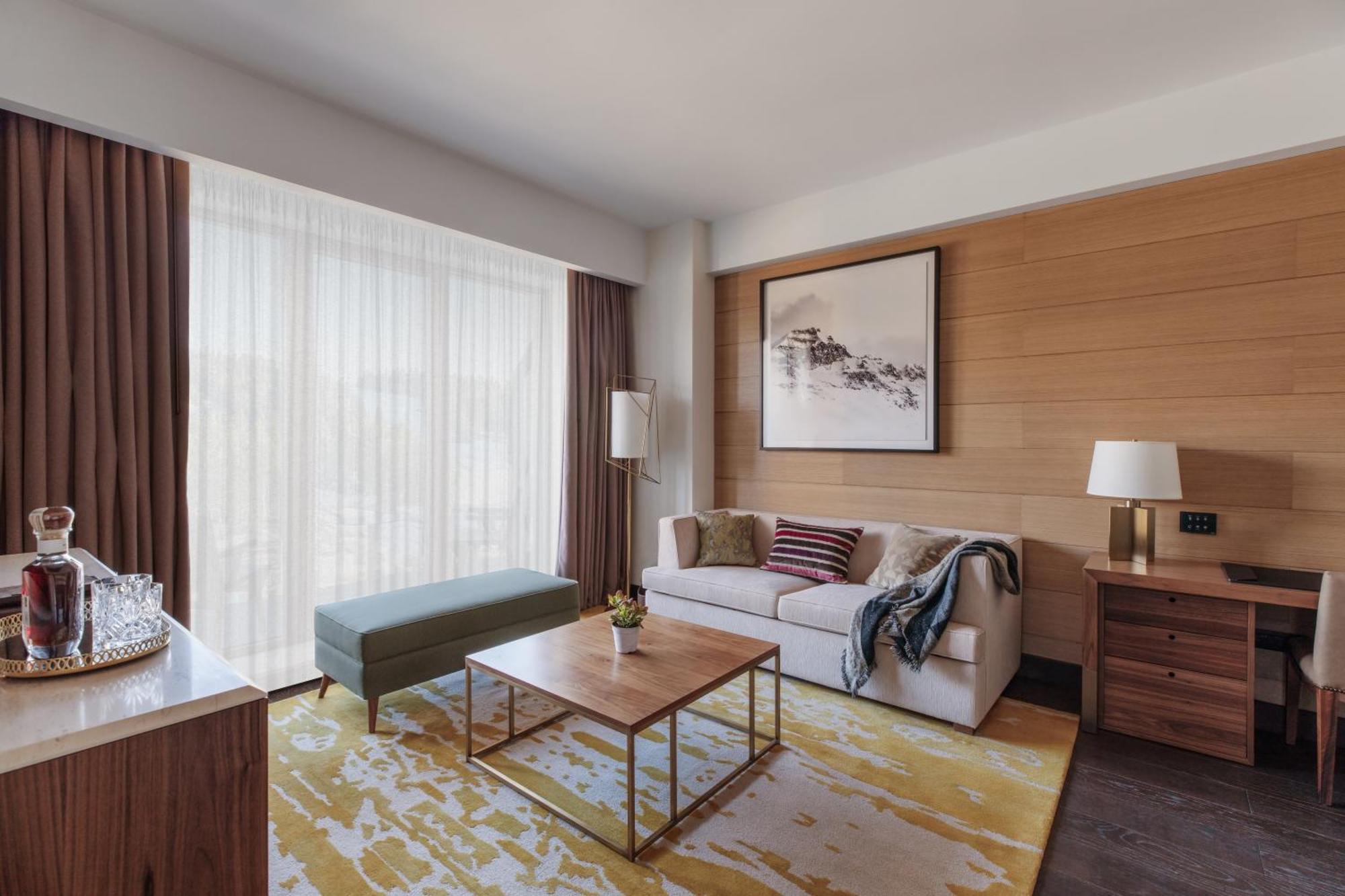Viceroy Kopaonik Serbia 외부 사진 A living room at The Westin Nanchang