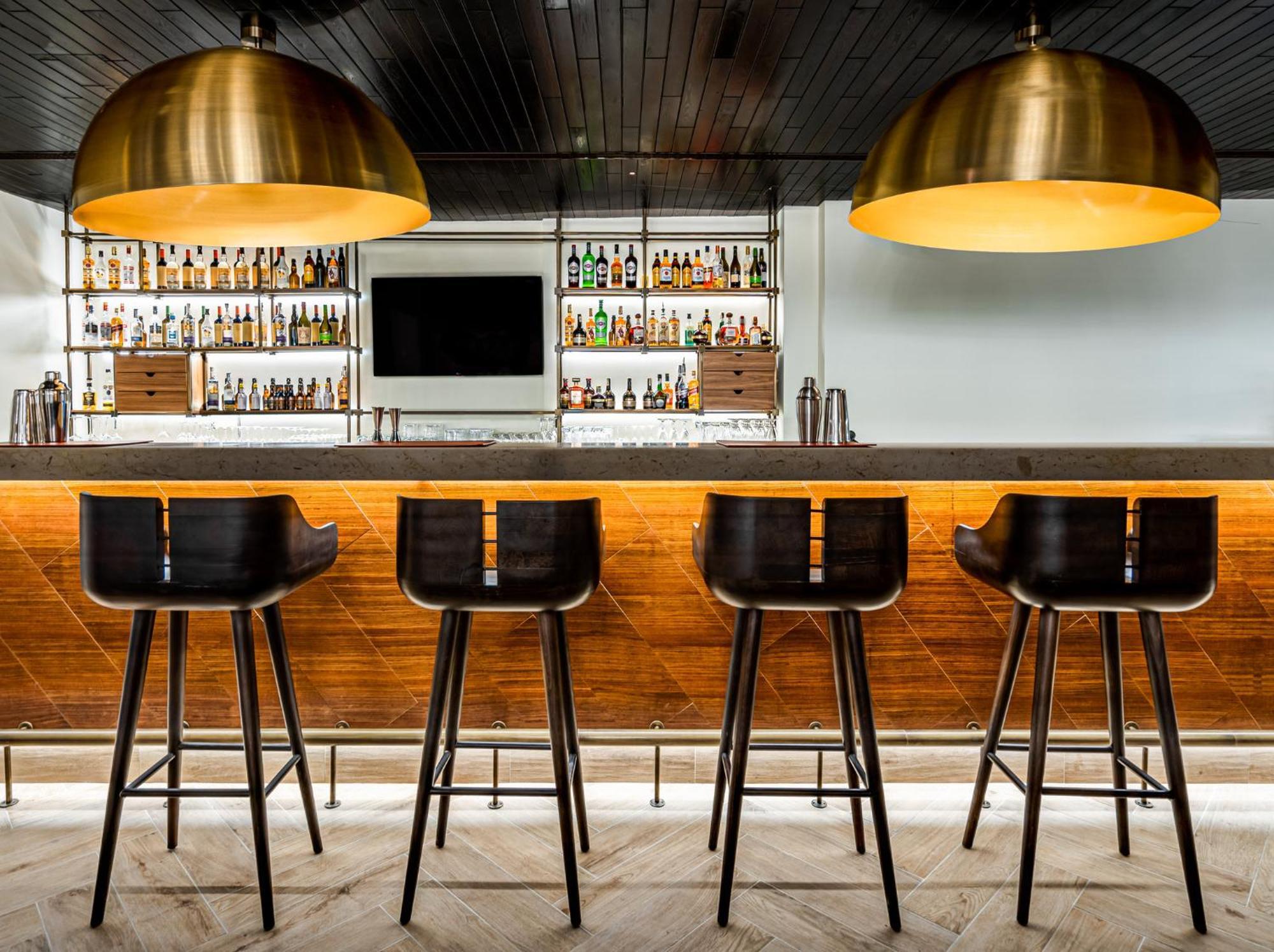 Viceroy Kopaonik Serbia 외부 사진 The bar at the 1000 Museum