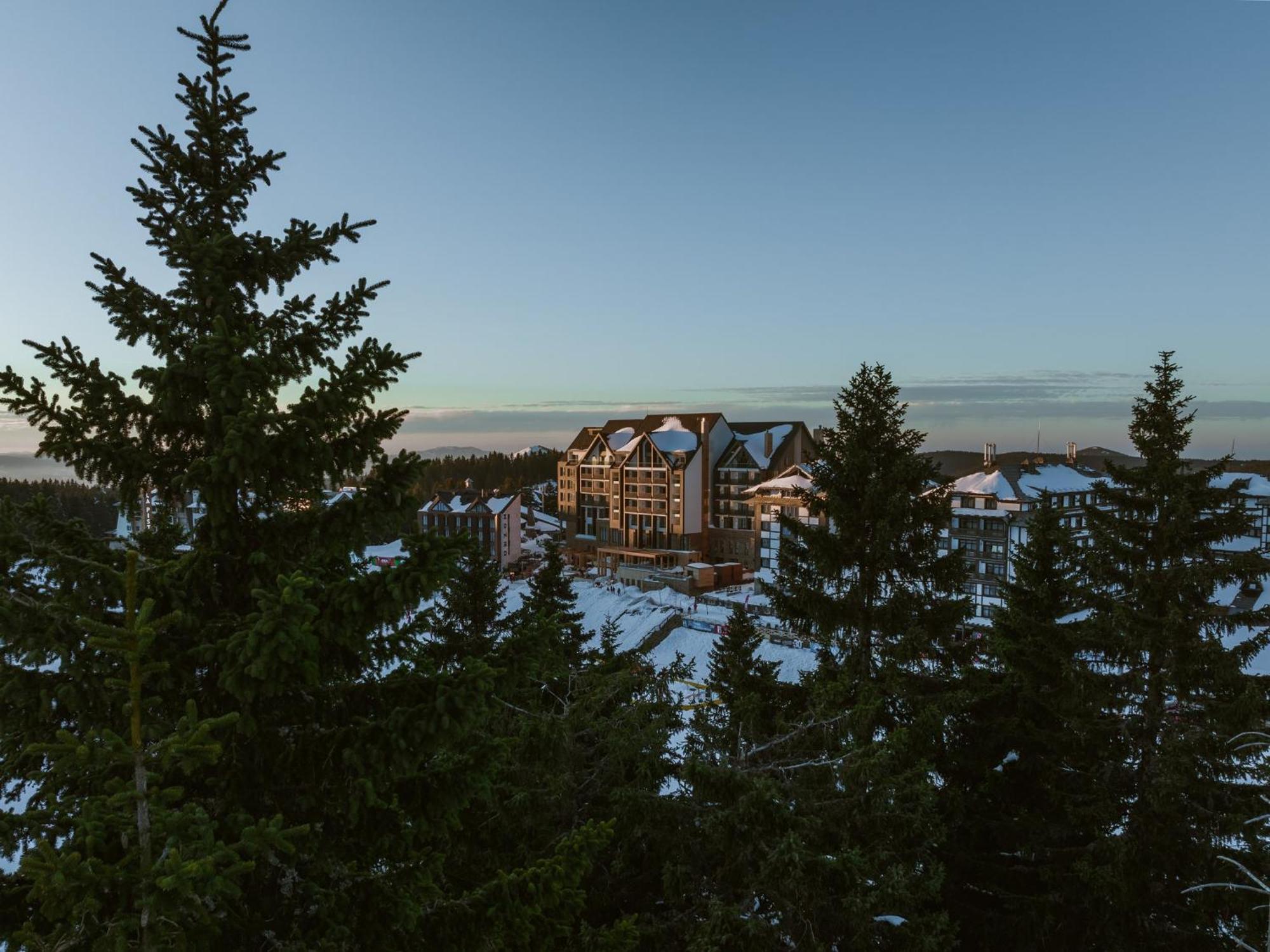 Viceroy Kopaonik Serbia 외부 사진 The hotel complex