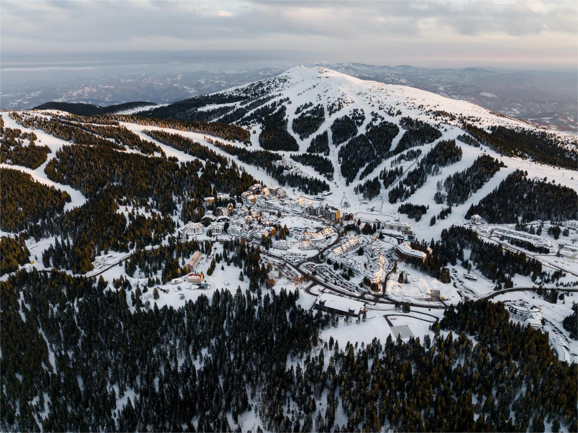 Viceroy Kopaonik Serbia 외부 사진 Aerial view of the resort