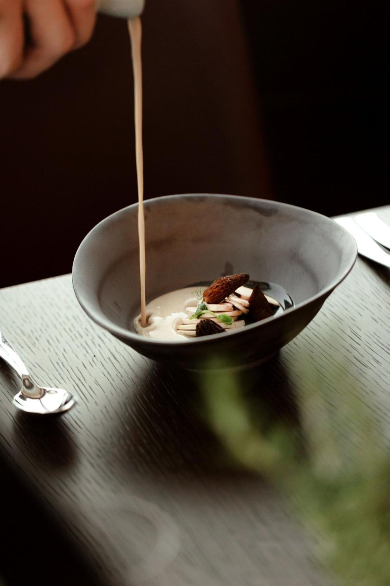 Viceroy Kopaonik Serbia 외부 사진 A bowl of soup